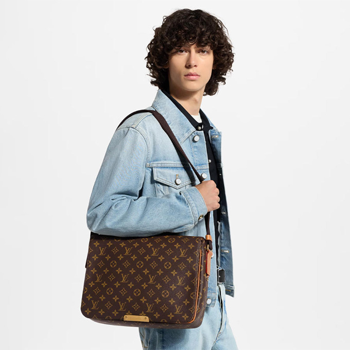 lv louis vuitton bastille pm monogram archive canvas messenger bag #m2a191